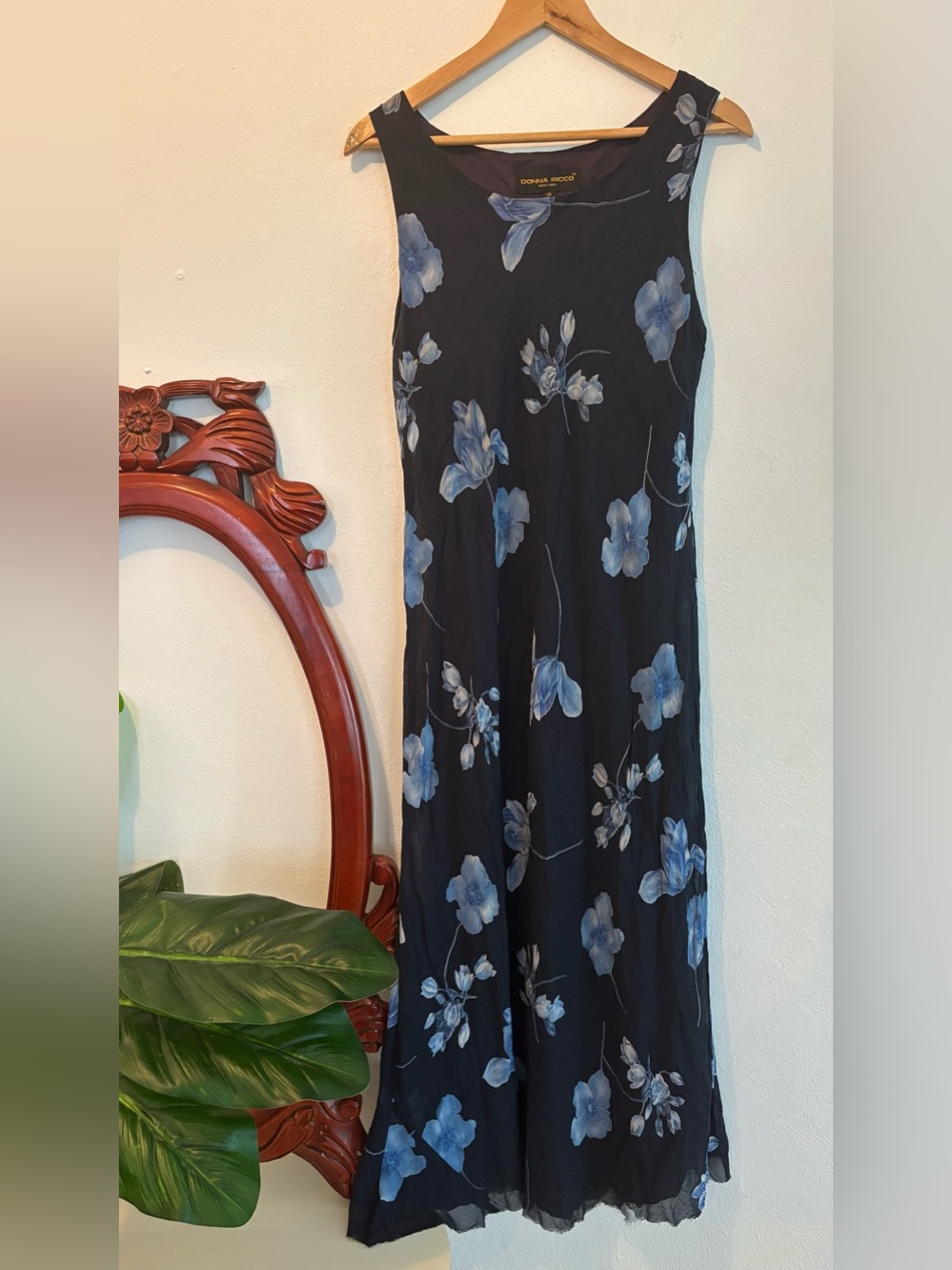 Vintage Donna Ricco Navy and Blue Floral Whimsigoth Sleeveless Maxi Dress